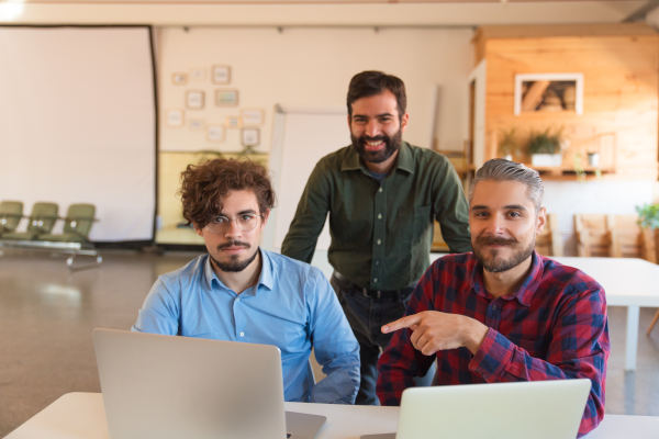 equipe de startup raccourcir lien