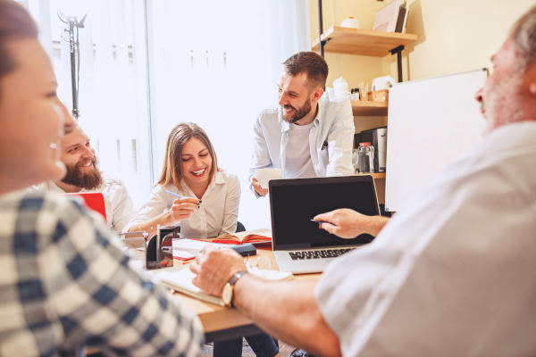 team travaillant sur réducteur de lien pour securiser des liens courts